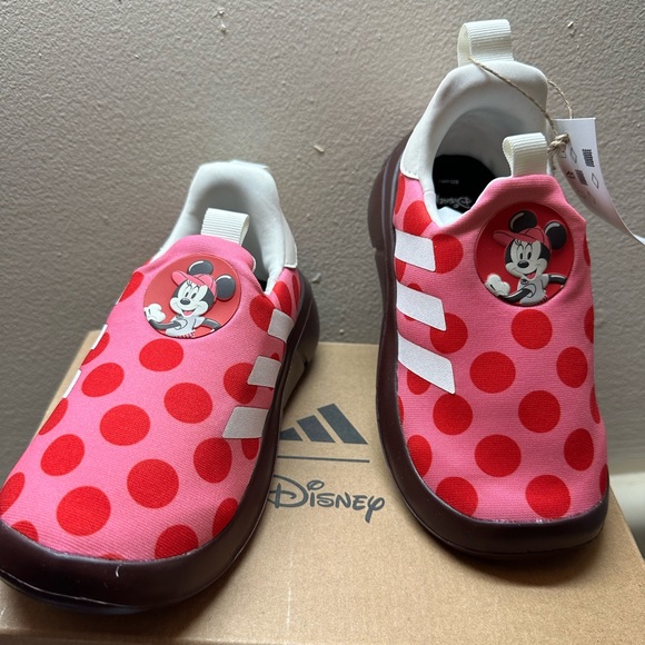 adidas Kids Sneakers with Pink and Red Polka Dots - Picture 4 of 17